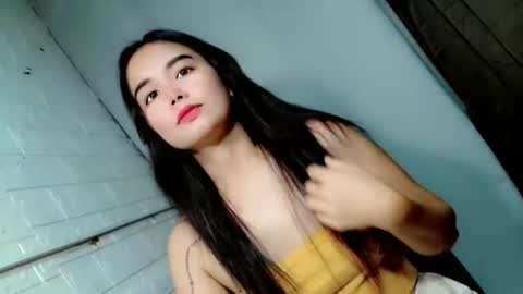 LAIKA online show from November 30, 1:54 am