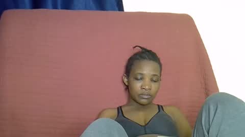 sweet_lessly online show from February 3, 11:37 am