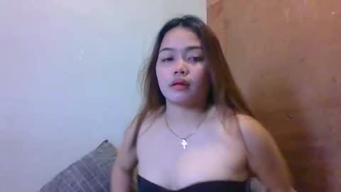 Snapshot of sweet_mae28xx chatting on September 15, 6:32 am sweet_mae28xx online show from September 15, 6:32 am