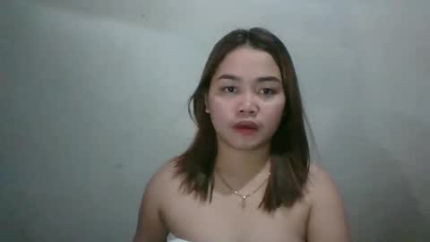 Snapshot of sweet_mae28xx chatting on January 30, 5:19 am sweet_mae28xx online show from January 30, 5:19 am