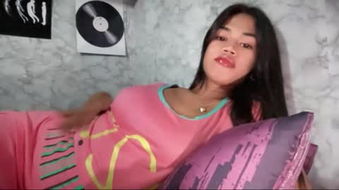 Melon online show from April 15, 9:59 pm