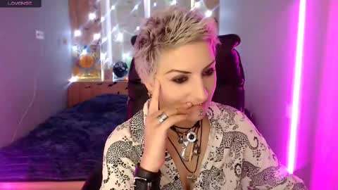 sweet_n_strong online show from November 21, 1:13 pm