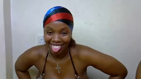 Elina online show from February 28, 6:40 pm