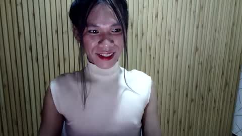 Zhienne online show from December 2, 3:19 am