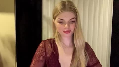 Mira online show from November 2, 10:35 pm