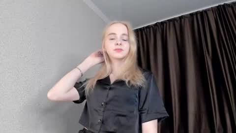 Sofia online show from January 8, 6:09 pm