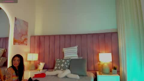 Dulce online show from November 12, 12:25 pm