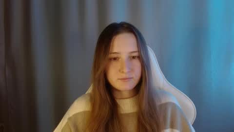 Annie online show from February 16, 8:52 pm