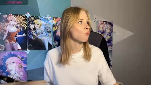 sweetie Lisa3 online show from November 7, 10:43 am