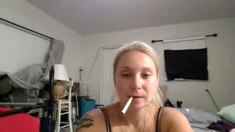 sweetintoxication1313 online show from August 8, 4:09 am