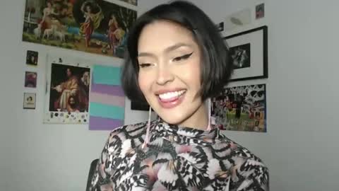 SweetJess online show from December 18, 2:10 am