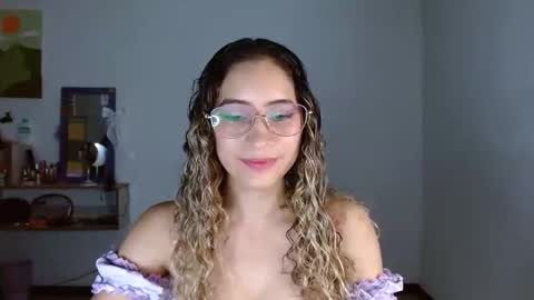 SWEET LATINA online show from February 14, 2:24 am