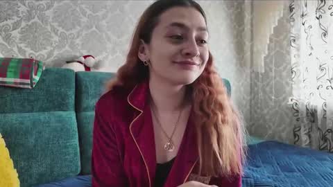 sweetliaison online show from February 24, 7:07 am