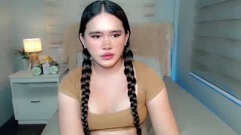 IM ALICE - DONT FORGET TO FOLLOW ME online show from February 23, 5:45 pm