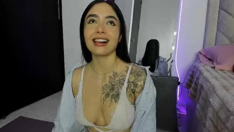 sweetmili133 online show from April 13, 12:17 pm