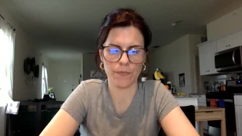 sweetriddance online show from March 5, 2:02 pm