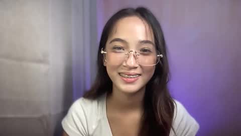 Mia online show from November 26, 3:24 pm