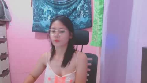 Mia online show from July 17, 4:28 am