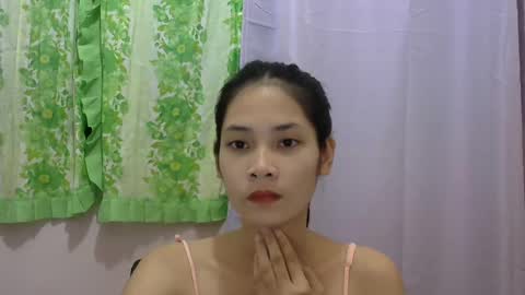 Snapshot of sweetsexygirl20 chatting on December 30, 11:15 am Mia online show from December 30, 11:15 am