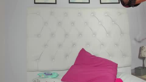 Sweett Eyes online show from February 28, 12:21 am