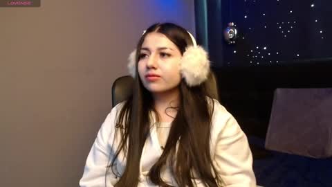 Ashley 3 online show from March 4, 11:40 am