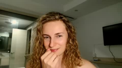 sweety_fruits online show from July 10, 2:17 pm