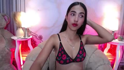 LAURA online show from March 9, 11:46 am