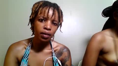 sweetz_candice online show from May 25, 11:42 am