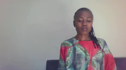 Snapshot of swtebony1 chatting on December 30, 10:34 pm ALICIA online show from December 30, 10:34 pm