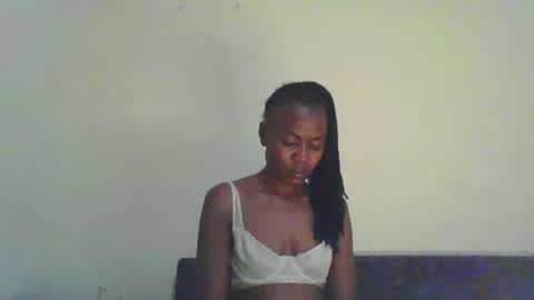 Snapshot of swtebony1 chatting on February 23, 11:10 pm ALICIA online show from February 23, 11:10 pm