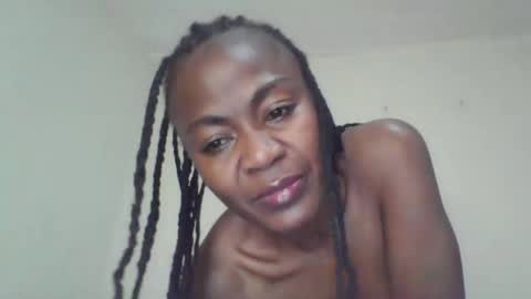 Snapshot of swtebony1 chatting on October 6, 10:14 pm ALICIA online show from October 6, 10:14 pm