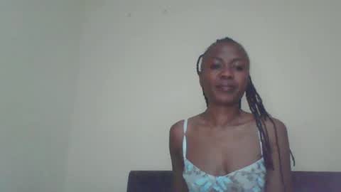 Snapshot of swtebony1 chatting on October 27, 10:37 pm ALICIA online show from October 27, 10:37 pm