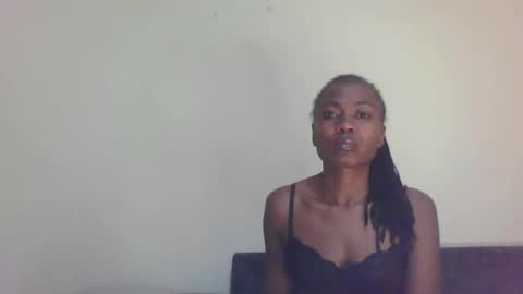 Snapshot of swtebony1 chatting on January 8, 10:37 pm ALICIA online show from January 8, 10:37 pm