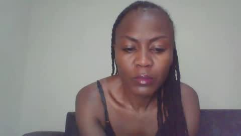 Snapshot of swtebony1 chatting on October 23, 10:38 pm ALICIA online show from October 23, 10:38 pm