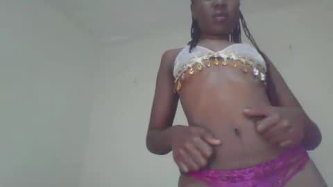 Snapshot of swtebony1 chatting on October 30, 10:44 pm ALICIA online show from October 30, 10:44 pm