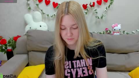 Sylvia online show from March 4, 1:12 am