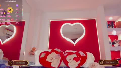 Snapshot of tabyjhonson_ chatting on September 18, 12:47 pm Taby Jhoson online show from September 18, 12:47 pm