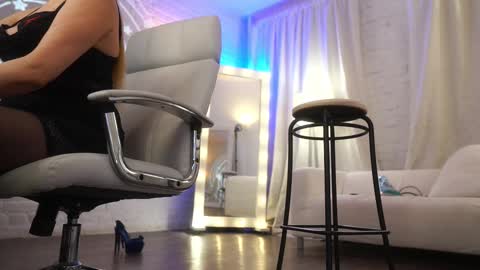 Margo online show from November 20, 3:02 pm