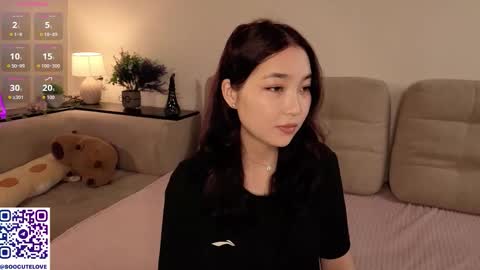 Soo Ying online show from March 1, 8:08 pm