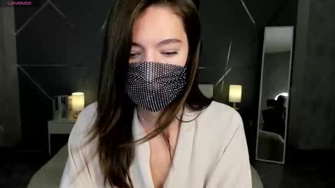 Sasha online show from December 3, 1:41 am