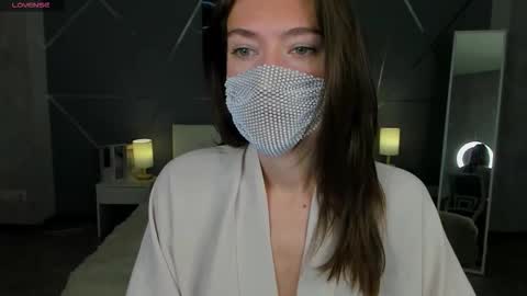 Sasha online show from November 4, 1:32 am