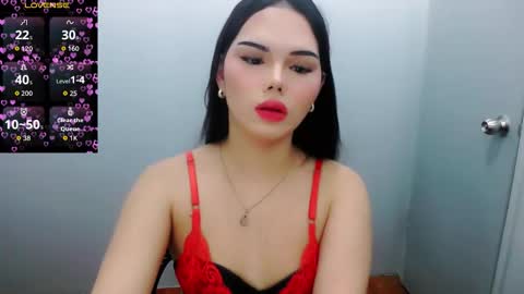 Kendall online show from February 18, 6:07 pm