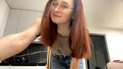 Ayla online show from November 28, 11:24 am