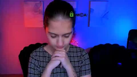 talia_seduce online show from December 3, 10:17 am