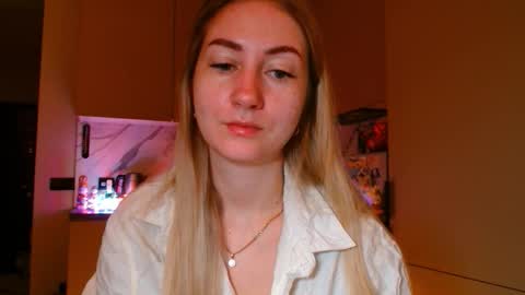  Kira  online show from February 3, 6:22 am