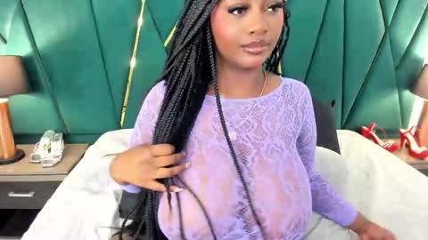 Snapshot of tamara_myller1 chatting on October 2, 12:43 pm Tamara online show from October 2, 12:43 pm