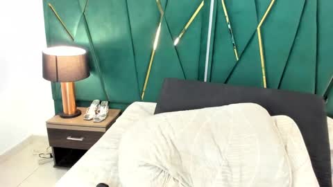 Snapshot of tamara_myller1 chatting on September 23, 1:31 pm Tamara online show from September 23, 1:31 pm