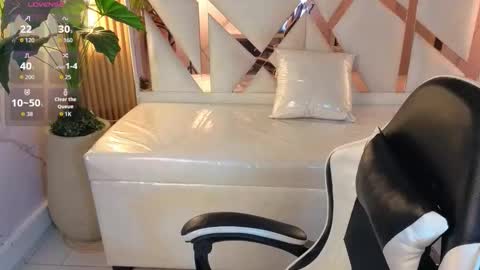 Tamara  online show from February 25, 9:02 pm