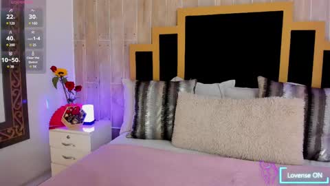 Snapshot of tamy_honey chatting on March 8, 6:46 pm Tamy online show from March 8, 6:46 pm