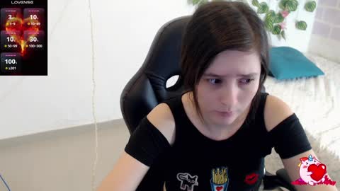 Tania  online show from February 8, 3:00 pm